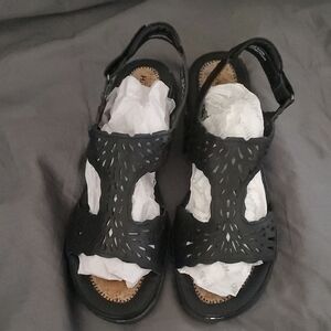Hush Puppies Black Cut-Out Sandals